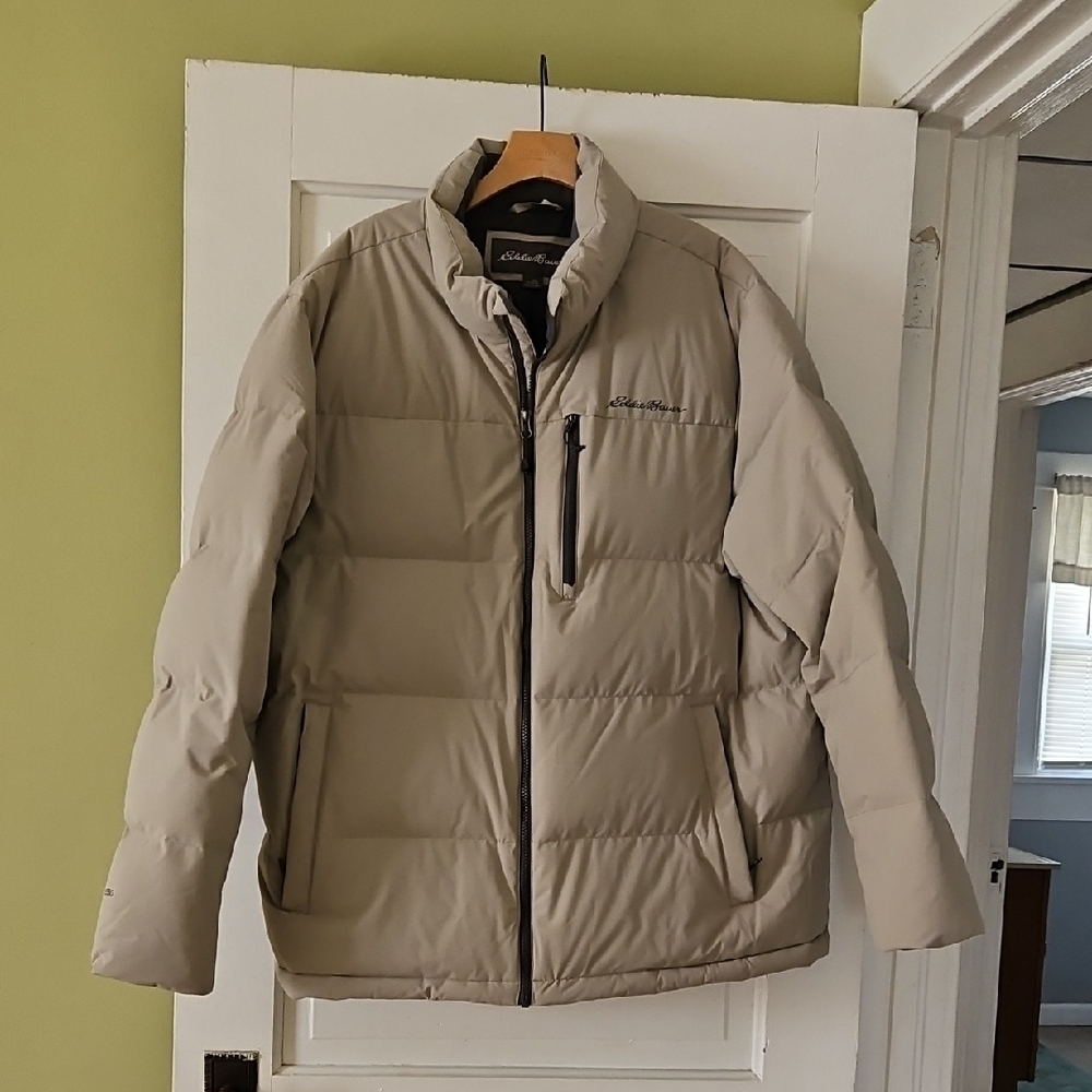 Eddie Bauer Men's Stone Color Puffer Jacket